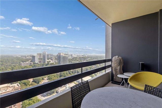 2660 Peachtree Road NW 39D, Atlanta, GA 30305