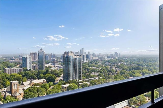2660 Peachtree Road NW 39D, Atlanta, GA 30305