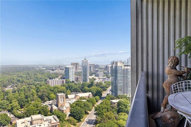 2660 Peachtree Road NW 39D, Atlanta, GA 30305