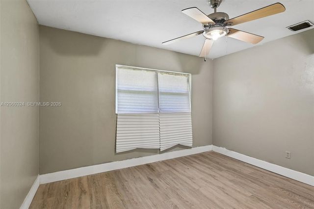 2137 NW 99th Ter, Miami, FL 33147
