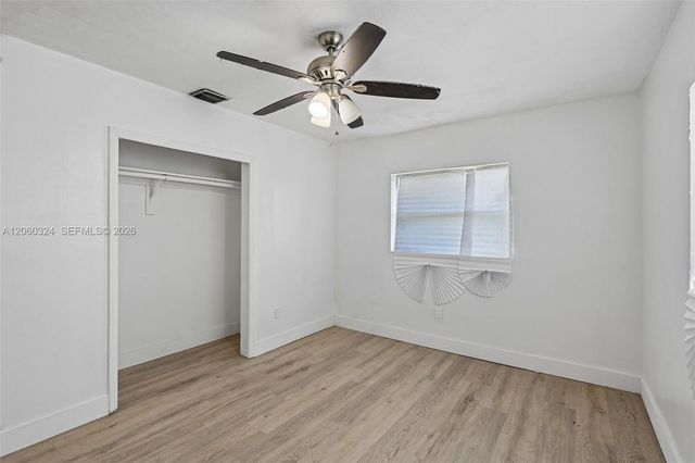 2137 NW 99th Ter, Miami, FL 33147