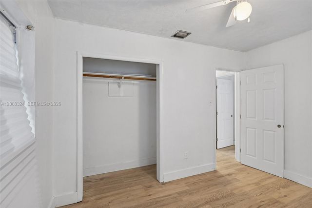 2137 NW 99th Ter, Miami, FL 33147