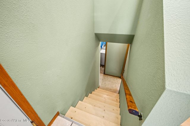 7412 W Meadow Lark LN, Rathdrum, ID 83858