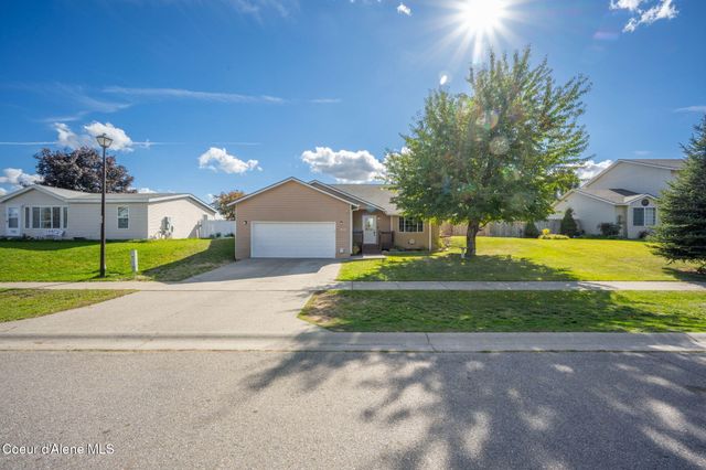 7412 W Meadow Lark LN, Rathdrum, ID 83858