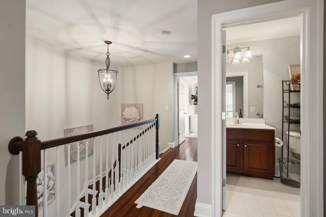 14919 POTOMAC BRANCH DR, Woodbridge, VA 22191