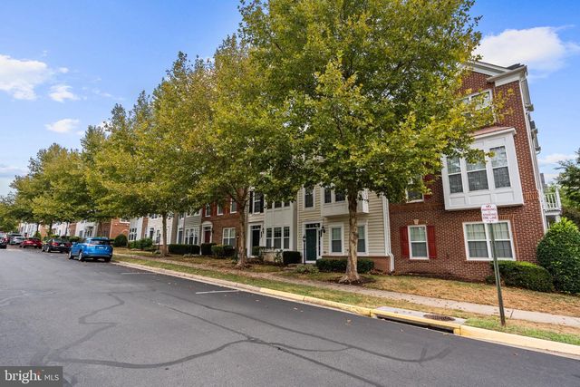 14919 POTOMAC BRANCH DR, Woodbridge, VA 22191
