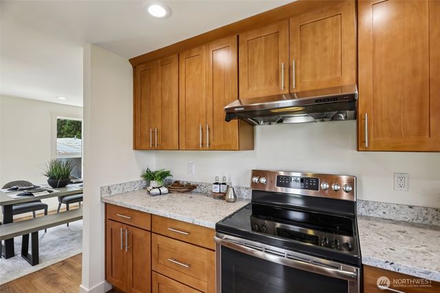 2103 168th Ave NE, Bellevue, WA 98008