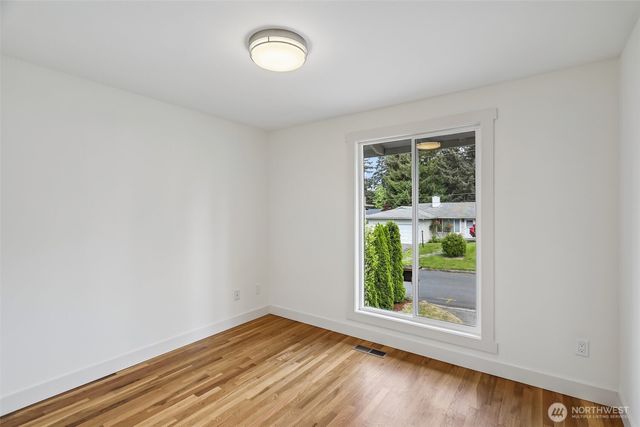 2103 168th Ave NE, Bellevue, WA 98008