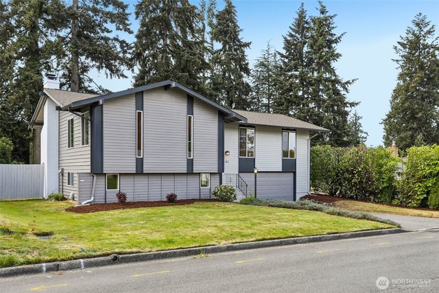 2103 168th Ave NE, Bellevue, WA 98008