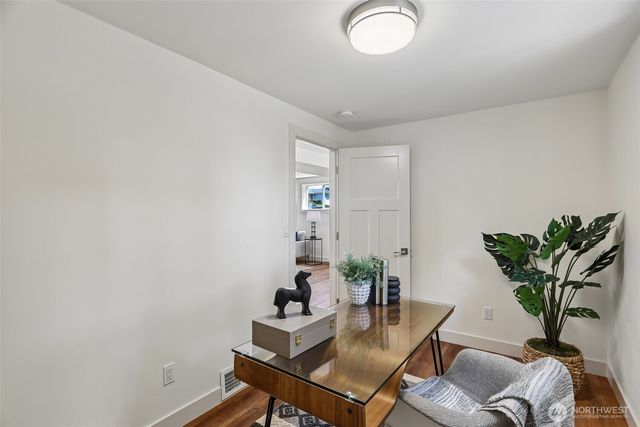 2103 168th Ave NE, Bellevue, WA 98008