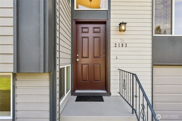 2103 168th Ave NE, Bellevue, WA 98008