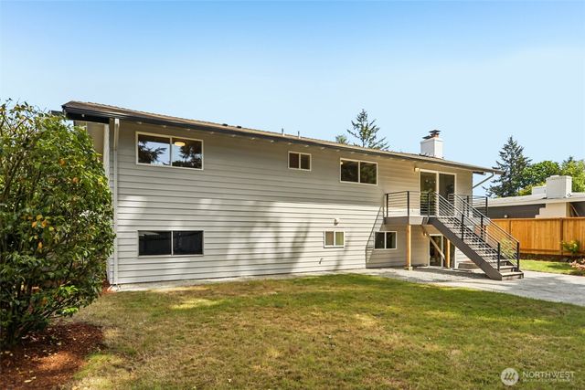 2103 168th Ave NE, Bellevue, WA 98008