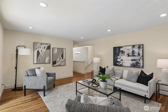 2103 168th Ave NE, Bellevue, WA 98008