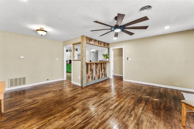 1307 N 61st Street, Waco, TX 76710