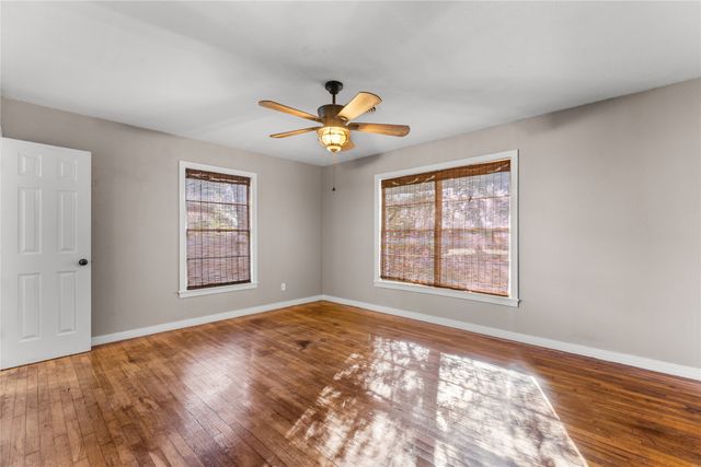 1307 N 61st Street, Waco, TX 76710