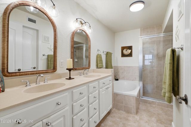100 LAGUNA VILLAS Boulevard G23, Jacksonville Beach, FL 32250