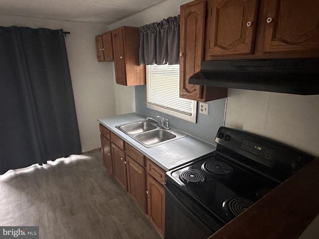 2126 LINCOLN AVE, Reading, PA 19609