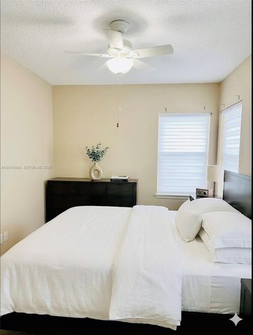 16213 Emerald Cove Rd, Weston, FL 33331
