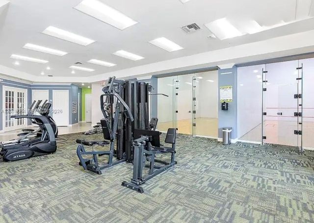 16213 Emerald Cove Rd, Weston, FL 33331