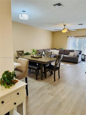 16213 Emerald Cove Rd, Weston, FL 33331
