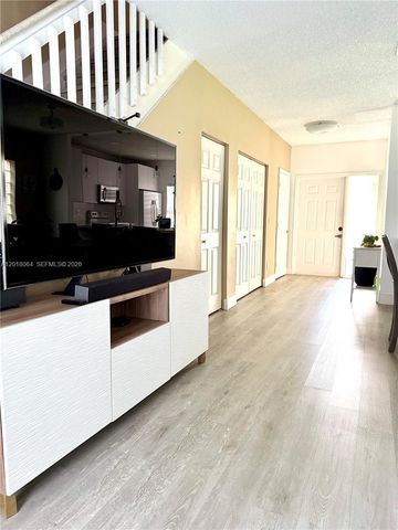 16213 Emerald Cove Rd, Weston, FL 33331