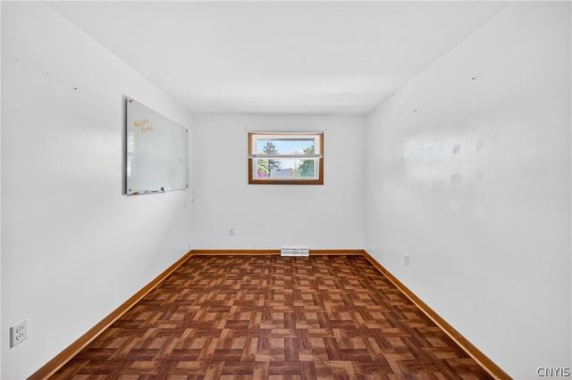 217 Niagara Avenue South, Geddes, NY 13209