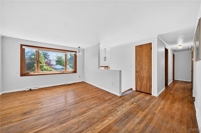 217 Niagara Avenue South, Geddes, NY 13209
