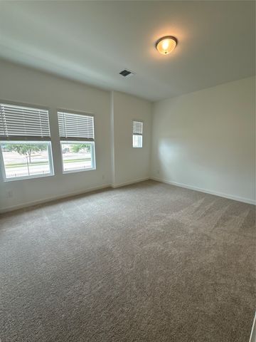 7621 Dakota Drive, Watauga, TX 76148
