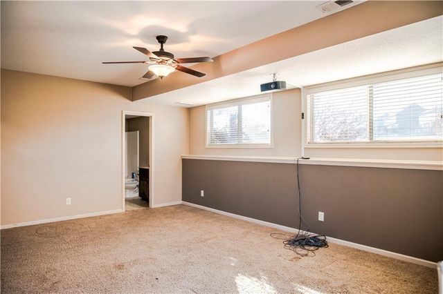 11208 N Manchester Avenue, Kansas City, MO 64157