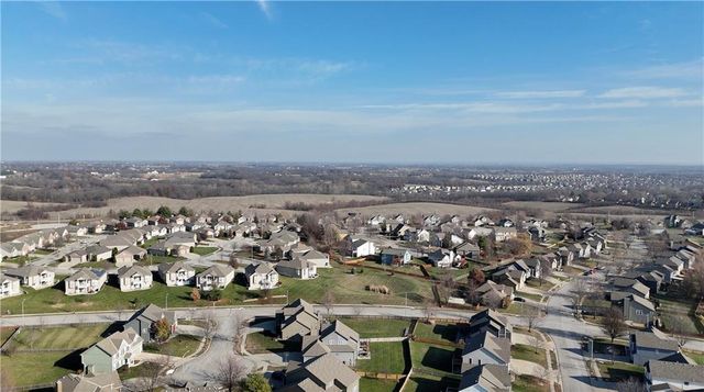 11208 N Manchester Avenue, Kansas City, MO 64157