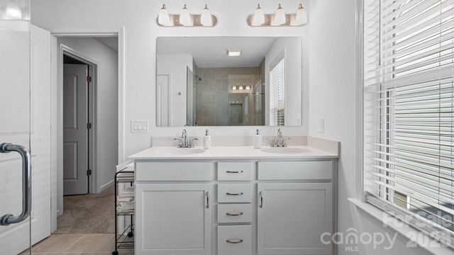 118 Jetty Lane, Statesville, NC 28677