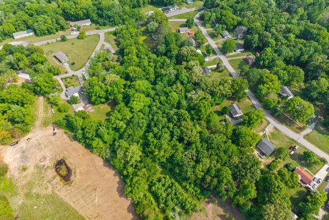 1524 River Rd, Clarksville, TN 37040
