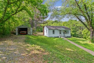 1524 River Rd, Clarksville, TN 37040
