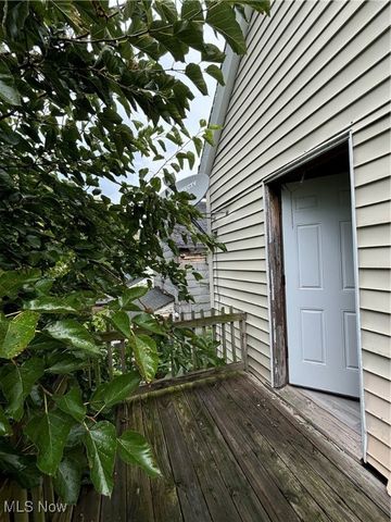 950 Ida Avenue, Cleveland, OH 44103