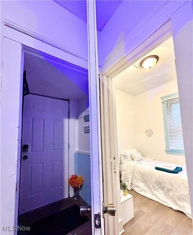 950 Ida Avenue, Cleveland, OH 44103