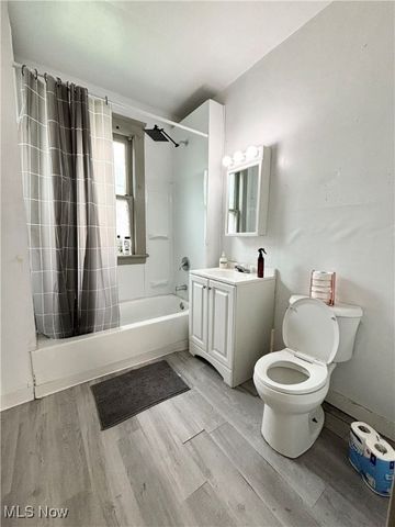 950 Ida Avenue, Cleveland, OH 44103