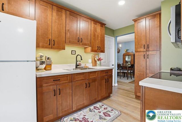 68 2nd Avenue, Lehighton Boro, PA 18235