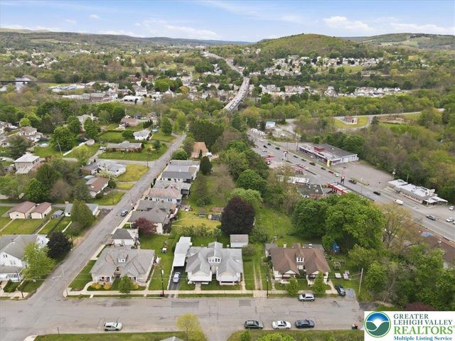 68 2nd Avenue, Lehighton Boro, PA 18235