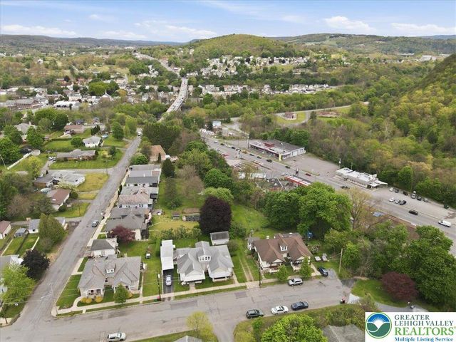 68 2nd Avenue, Lehighton Boro, PA 18235
