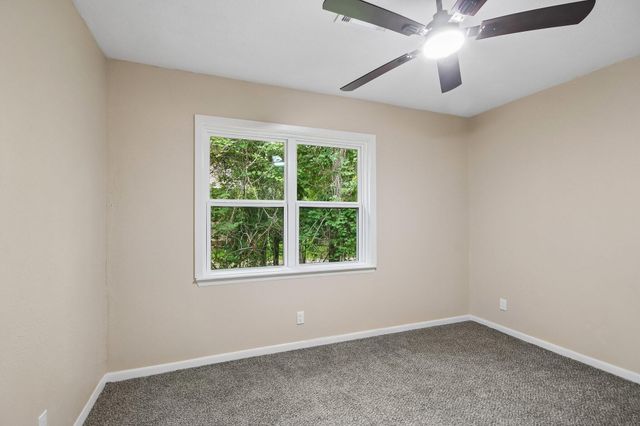 25319 Penguin Street, Magnolia, TX 77355