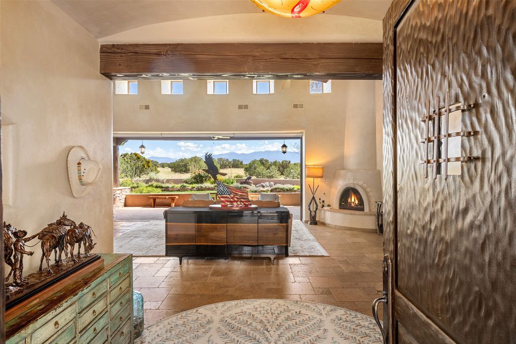 2 Green Meadow Loop, Santa Fe, NM 87506