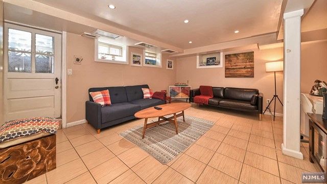 165 Bergen Avenue, Teaneck, NJ 07666