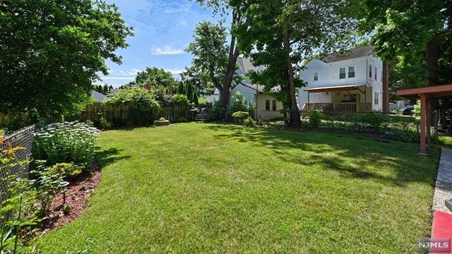 165 Bergen Avenue, Teaneck, NJ 07666
