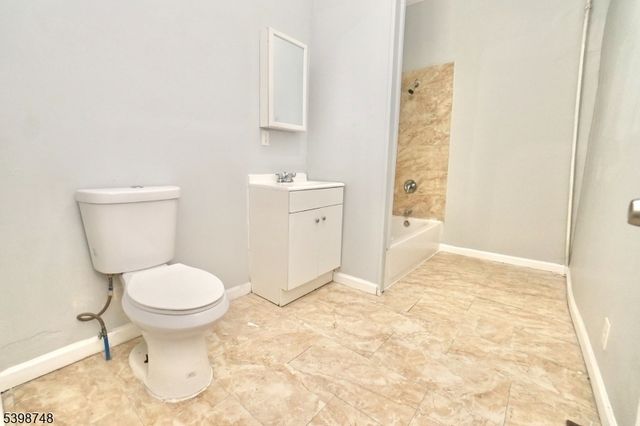 106 S 11Th St, Newark City, NJ 07107