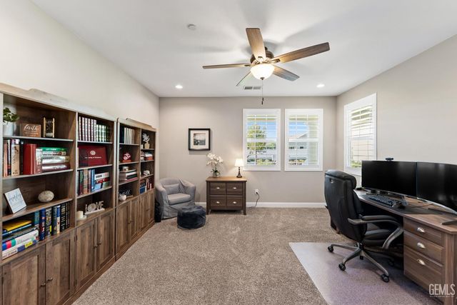 13607 Stonethwaite Lane, Bakersfield, CA 93311