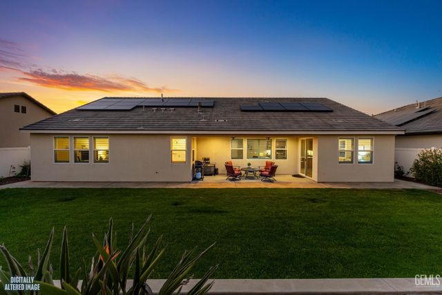 13607 Stonethwaite Lane, Bakersfield, CA 93311