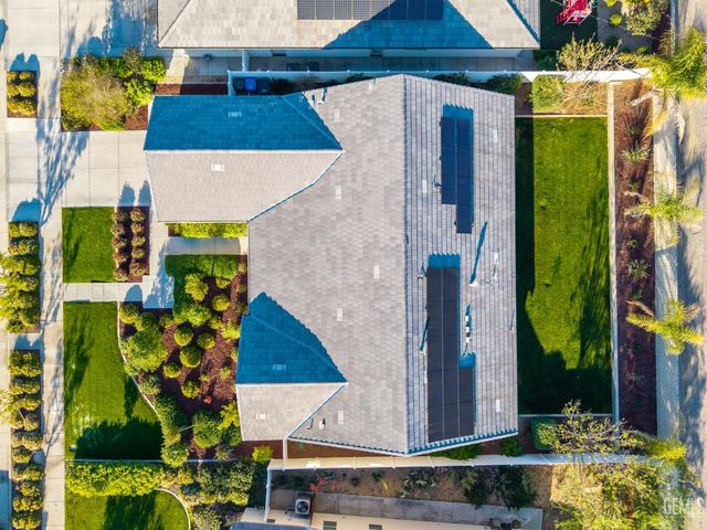 13607 Stonethwaite Lane, Bakersfield, CA 93311