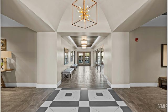 13607 Stonethwaite Lane, Bakersfield, CA 93311