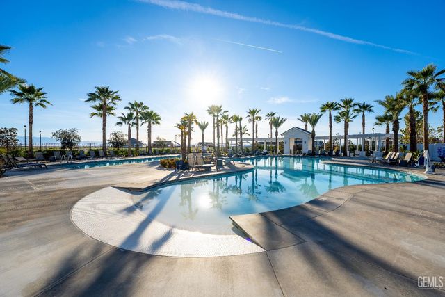 13607 Stonethwaite Lane, Bakersfield, CA 93311