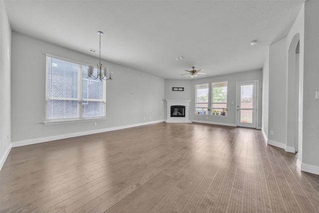 1802 Graham Way, Mansfield, TX 76063